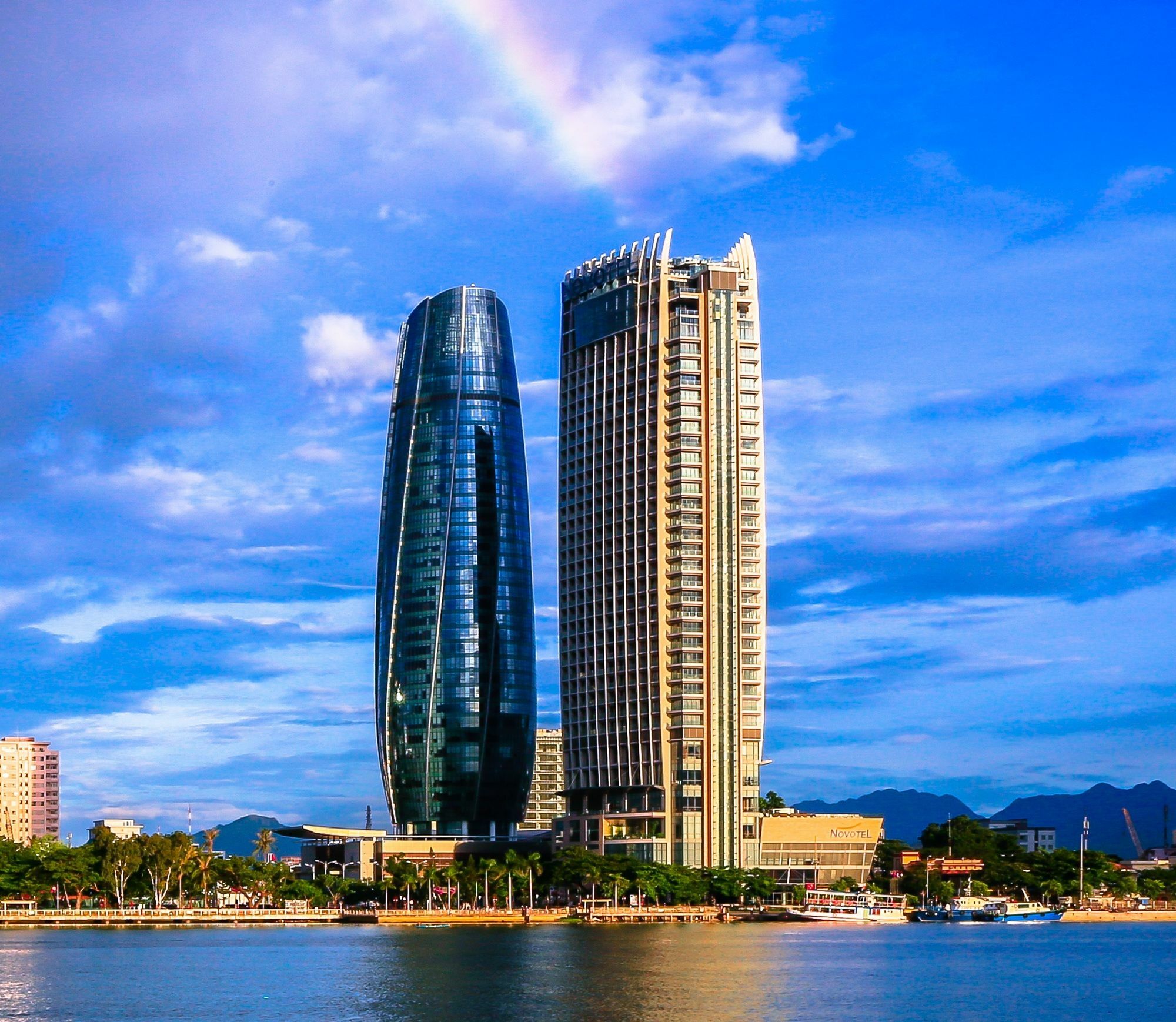 โนโวเทล ดานัง พรีเมียร์ ฮันริเวอร์ Hotel ภายนอก รูปภาพ